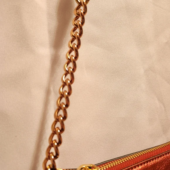 Karl Lagerfeld Red Heart Crossbody - Picture 6 of 9